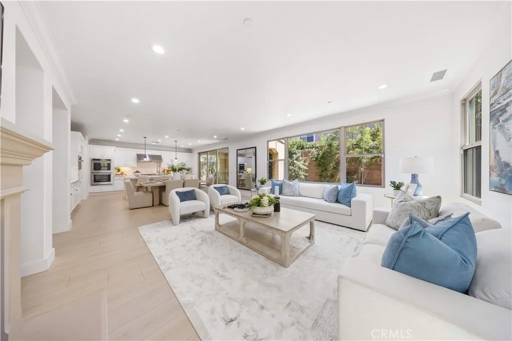 70 Weston