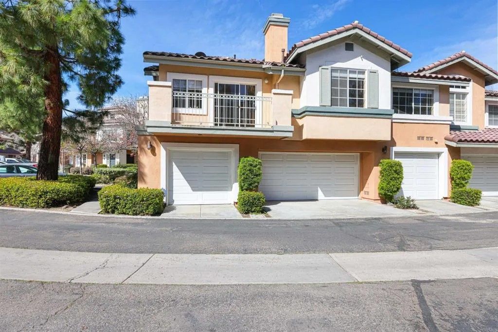 Photo of 12047 Tivoli Park Row #4, San Diego, CA 92128 (MLS # NDP2601771)