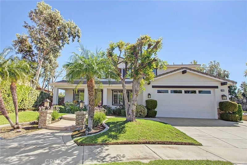 5967 Sandown Place