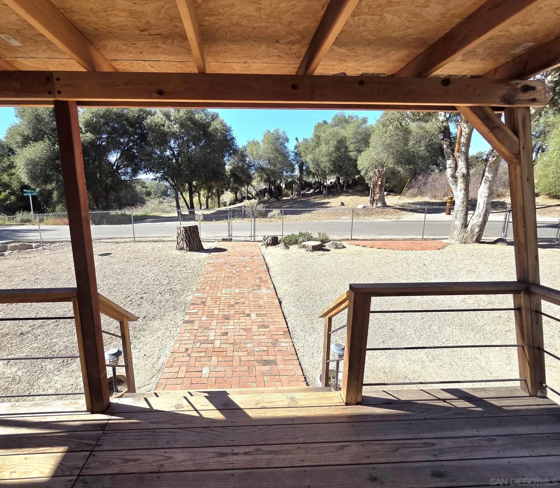 2581 Lake Shore Drive