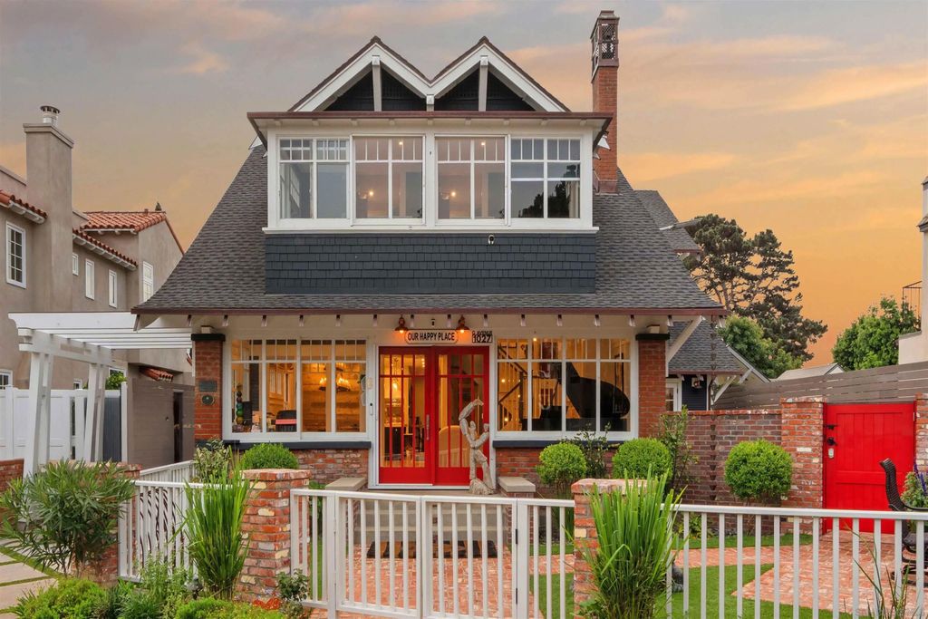 Photo of 1027 G Ave, Coronado, CA 92118 (MLS # 250044904)