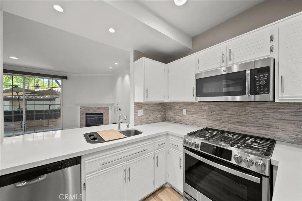 24123 Del Monte Drive 101