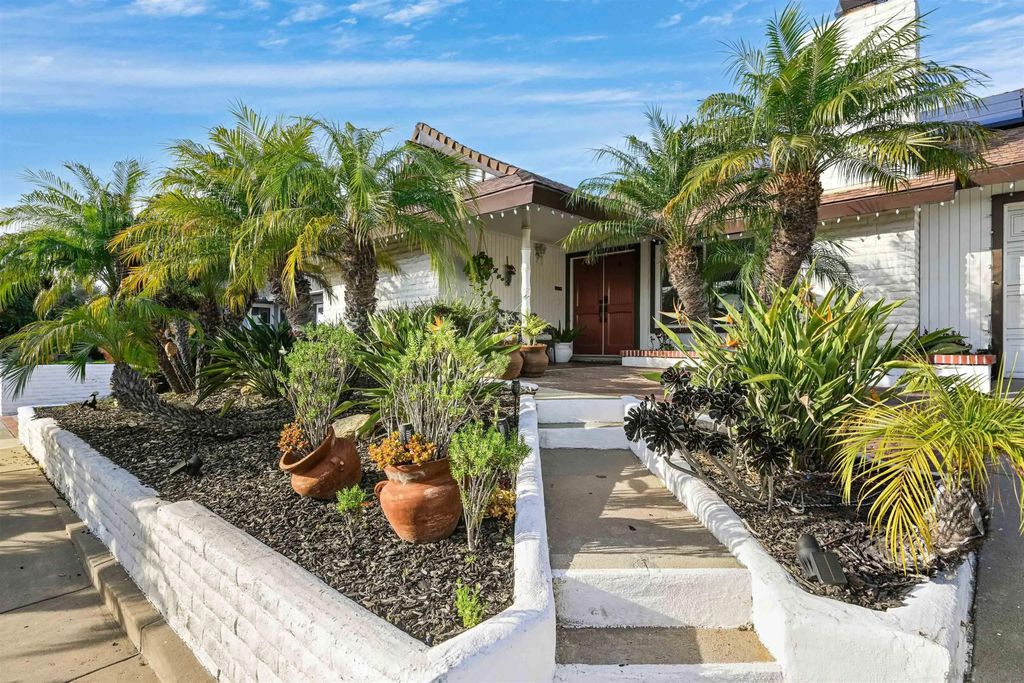 Photo of 4008 Via Los Padres, Oceanside, CA 92057 (MLS # 250045836)