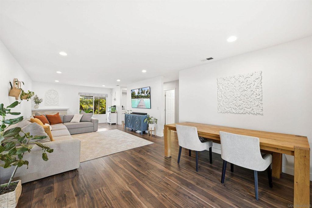 Photo of 4008 Via Los Padres, Oceanside, CA 92057 (MLS # 250045836)