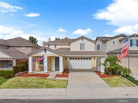 Photo of 46212 Pinon Pine, Temecula, CA 92592 (MLS # SW26064058)