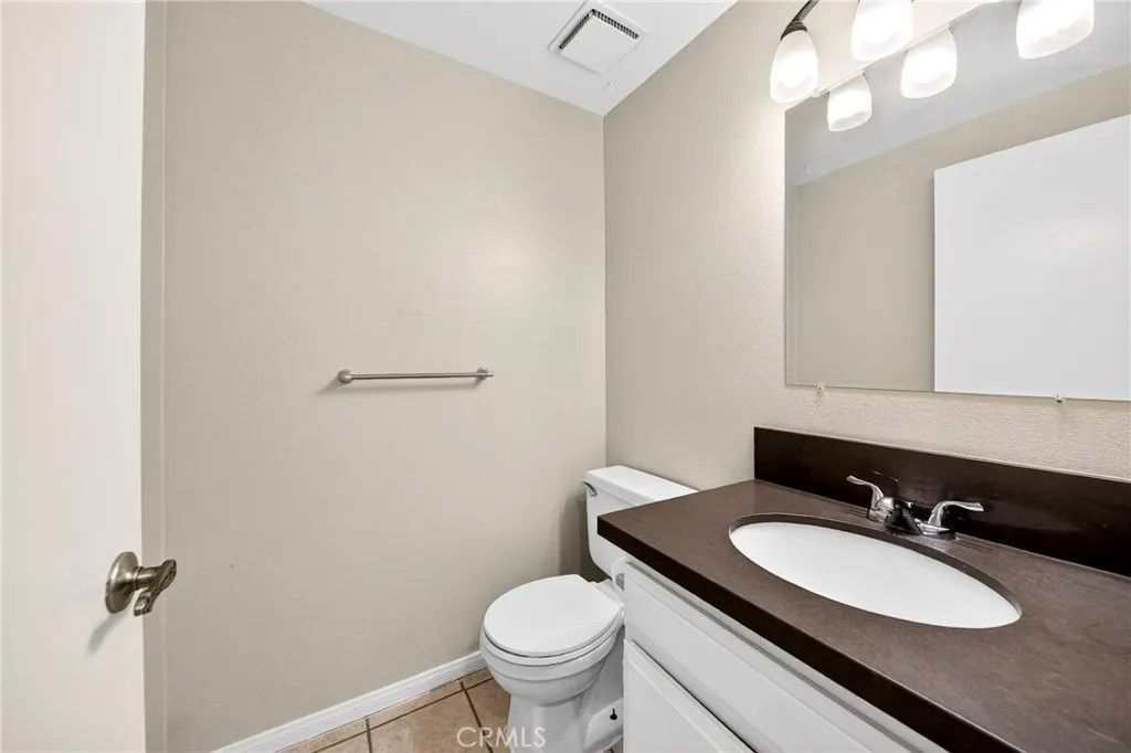 Photo of 2351 Applewood Cir, Fullerton, CA 92833 (MLS # PW26028640)