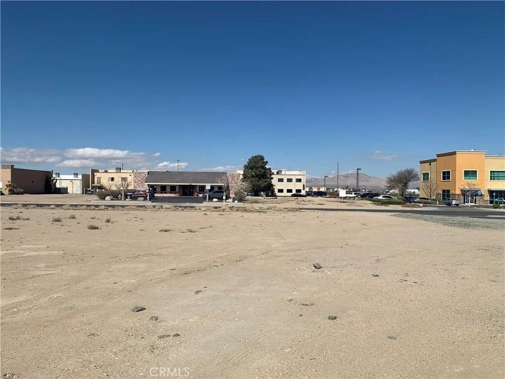 Photo of 0 W Sand, Victorville, CA 92392 (MLS # HD26002707)