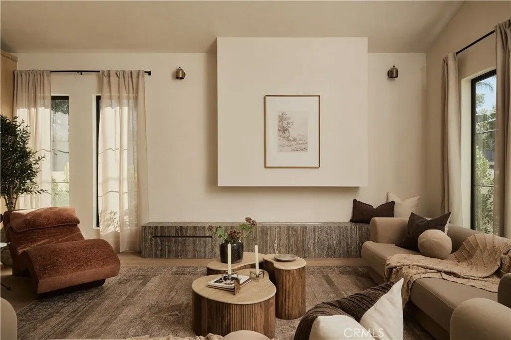 Photo of 4605 Tobias Avenue, Sherman Oaks, CA 91403 (MLS # SR26012933)