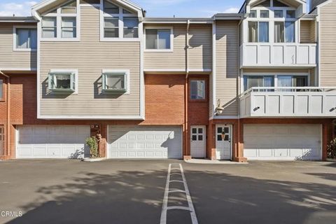 Photo of 819 S B Street, Oxnard, CA 93030 (MLS # V1-35099)