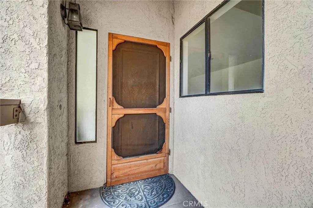 4791 LAGO DRIVE 200