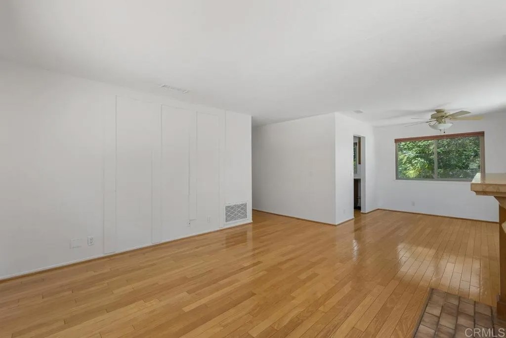 3150 Avenida Topanga