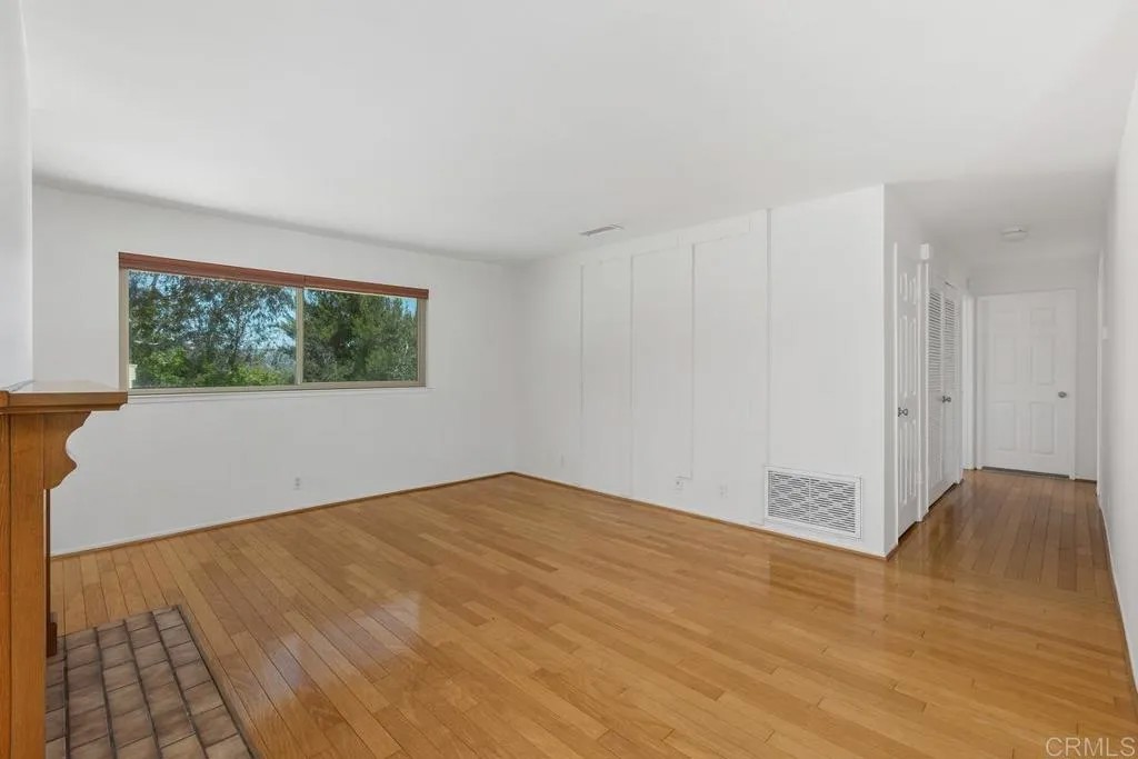 3150 Avenida Topanga