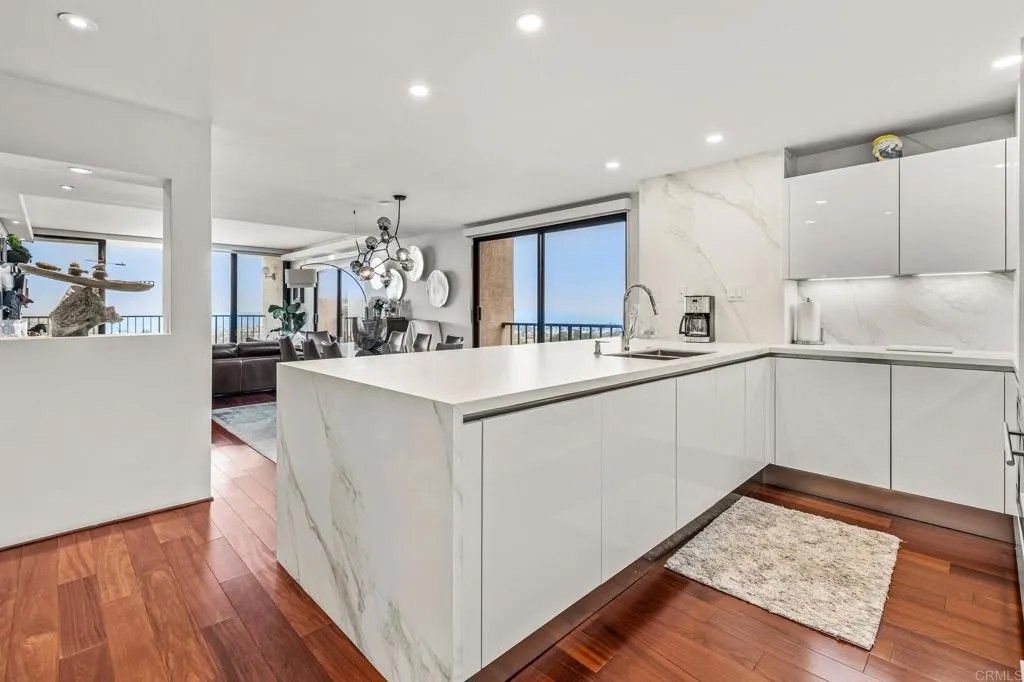 Photo of 2500 Torrey Pines Road #805, La Jolla, CA 92037 (MLS # PTP2600116)