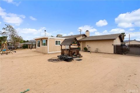 Tiny photo for 18250 Preston Street, Hesperia, CA 92345 (MLS # IV26068304)