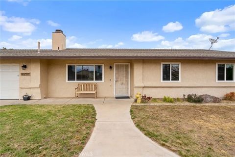 Tiny photo for 18250 Preston Street, Hesperia, CA 92345 (MLS # IV26068304)