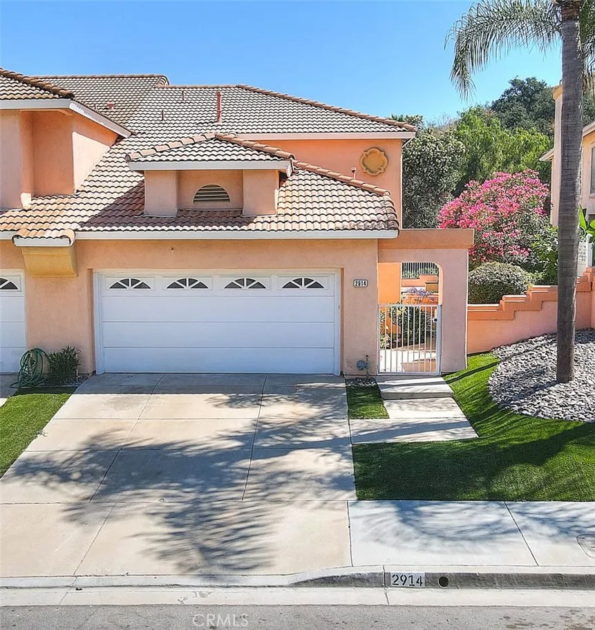 2914 Crape Myrtle Circle