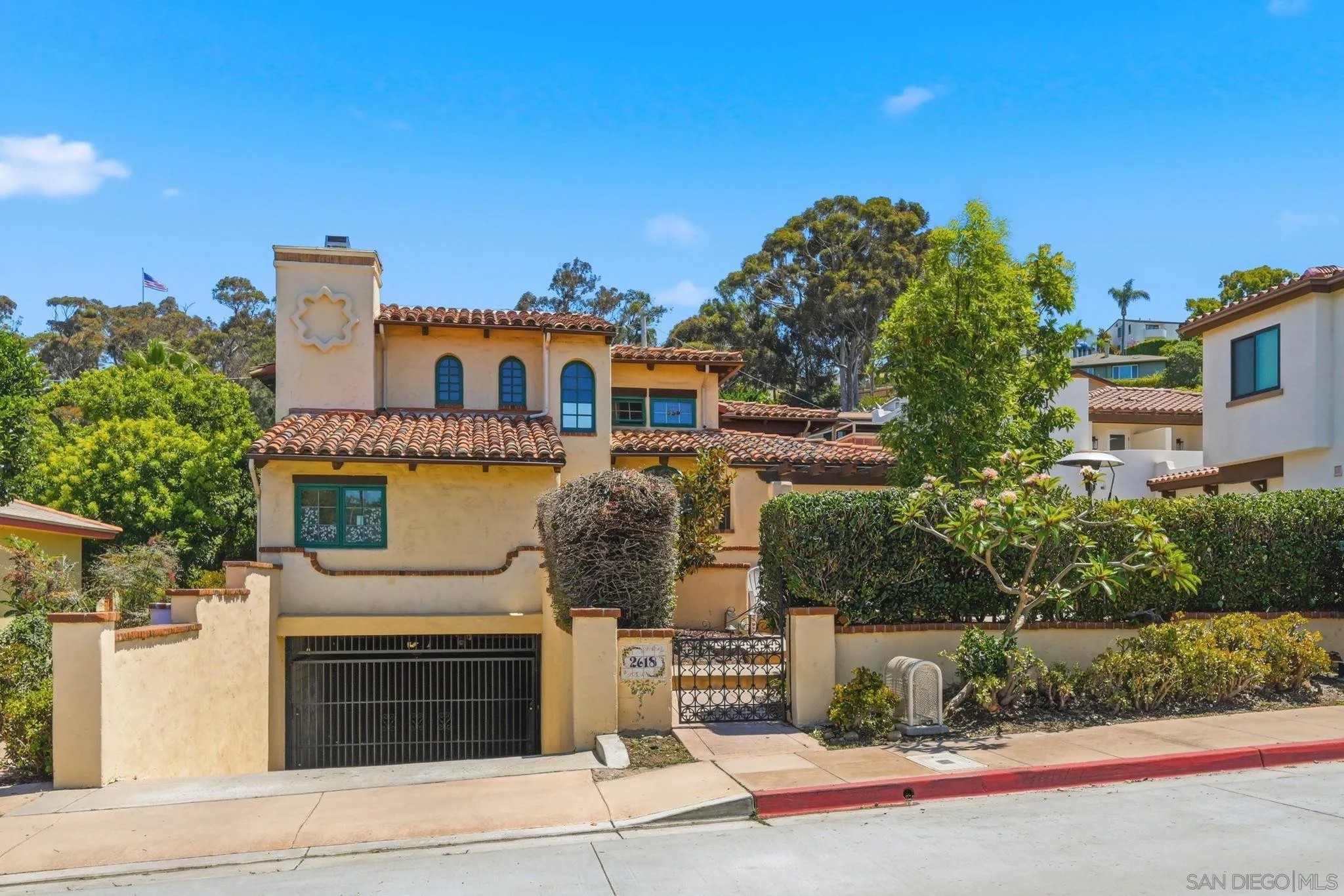 2618 Juan St 2