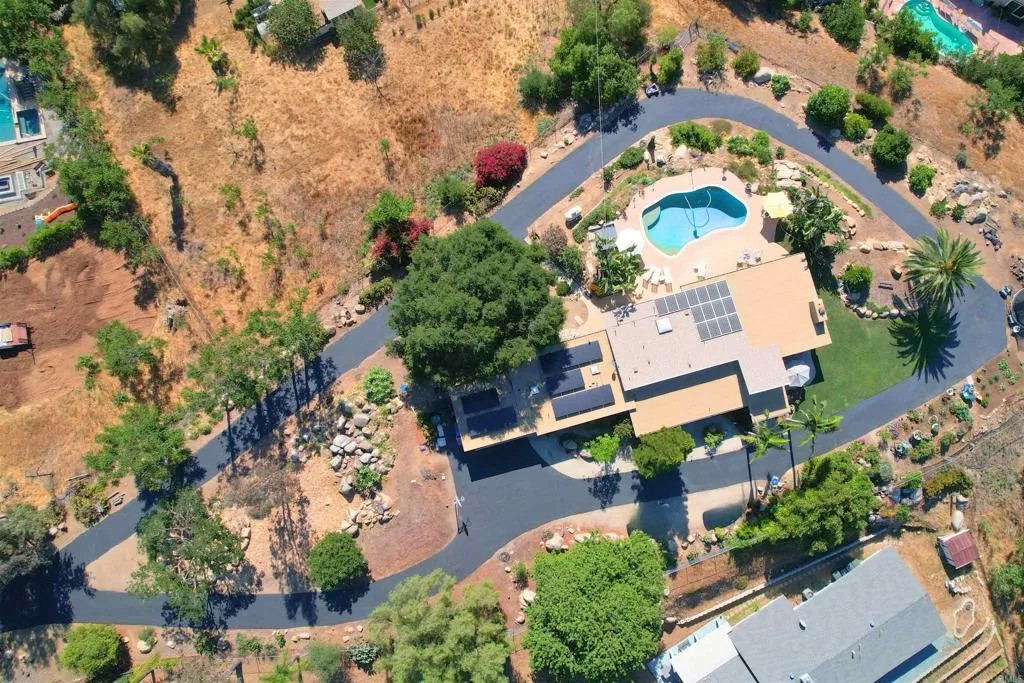 969 Viletta Drive