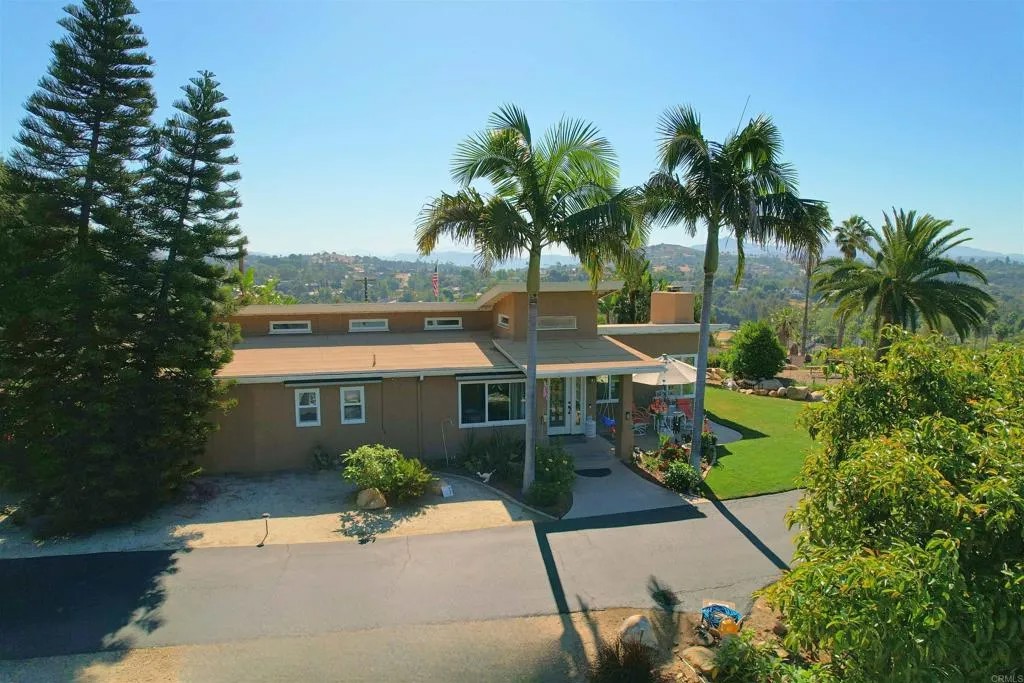969 Viletta Drive