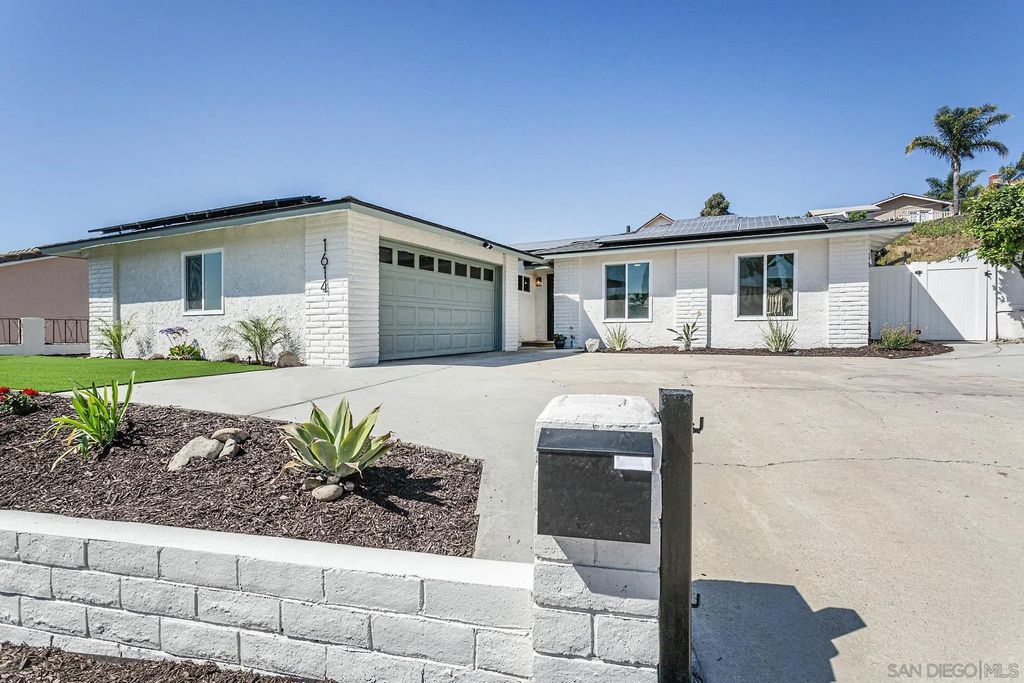 Photo of 1614 Myra Ct, Chula Vista, CA 91911 (MLS # 260006666)