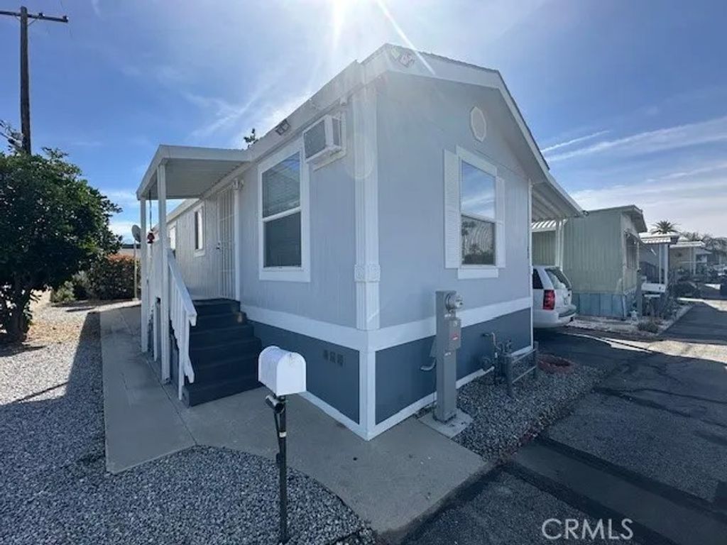Photo of 42751 E. Florida Avenue #163, Hemet, CA 92544 (MLS # SW26071182)