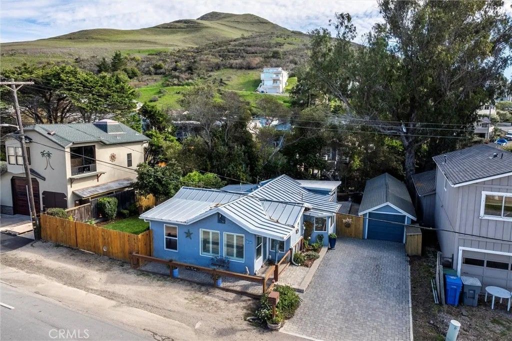 Photo of 200 Old Creek, Cayucos, CA 93430 (MLS # SC25270671)