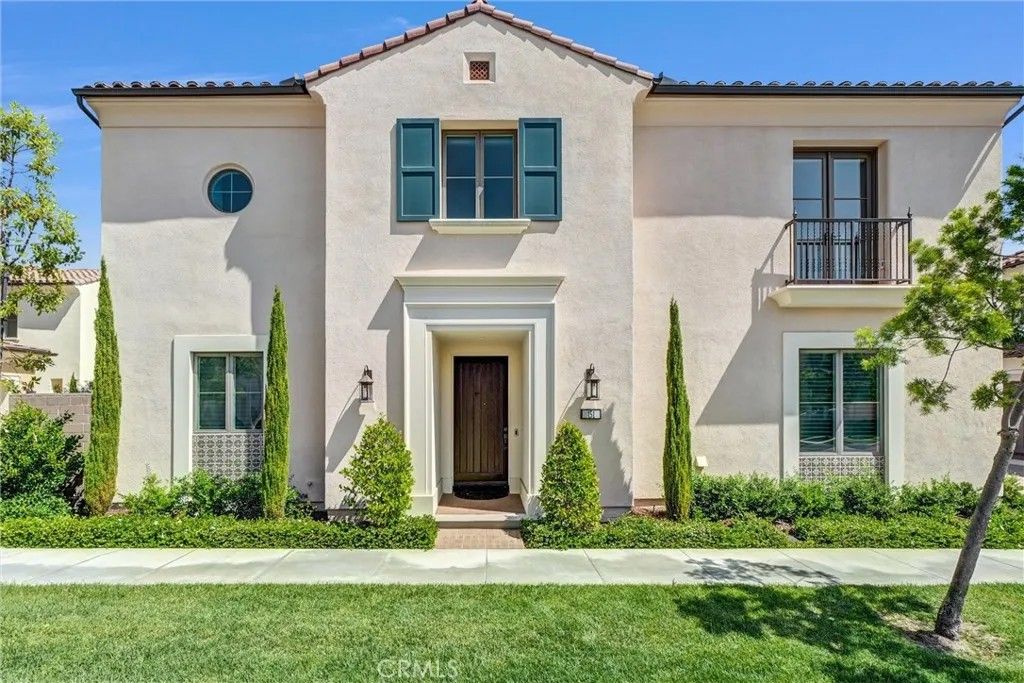 Photo of 151 Winnett, Irvine, CA 92602 (MLS # AR26095602)