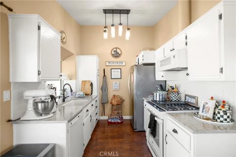 Tiny photo for 27829 Carnegie Ave, Castaic, CA 91350 (MLS # NS25246686)