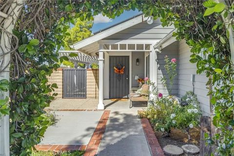 Tiny photo for 27829 Carnegie Ave, Castaic, CA 91350 (MLS # NS25246686)