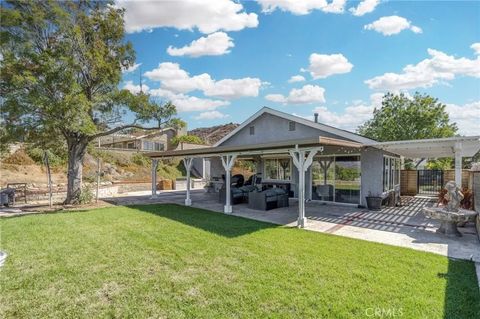 Tiny photo for 27829 Carnegie Ave, Castaic, CA 91350 (MLS # NS25246686)