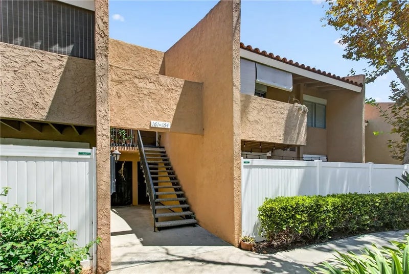 1101 W Macarthur 163
