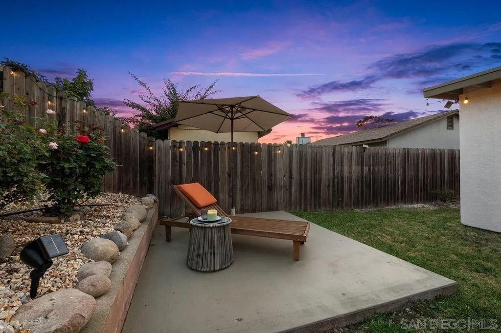 Photo of 5333 Palmyra Ave, San Diego, CA 92117 (MLS # 260007991)