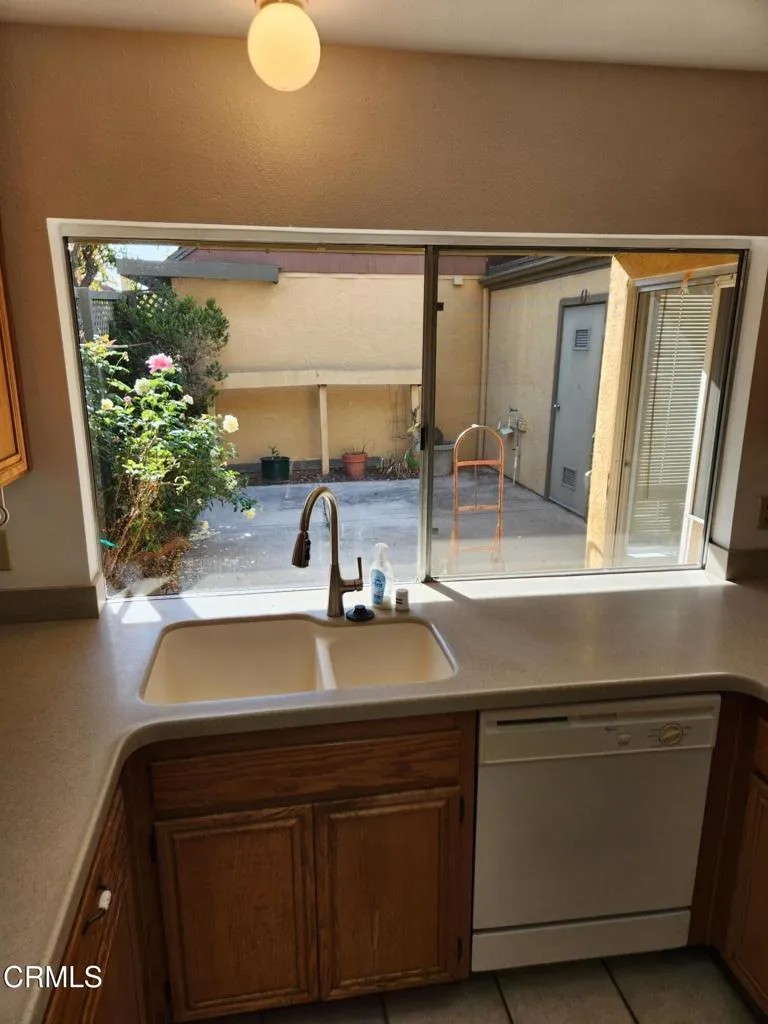 10582 Caminito Glenellen