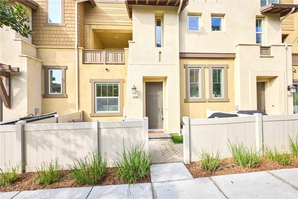 Photo of 1128 Via Lucero, Oceanside, CA 92056 (MLS # OC26014237)