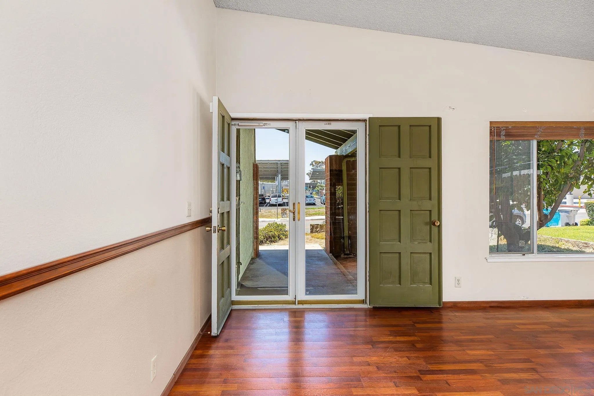 11235 Avenida Del Gato