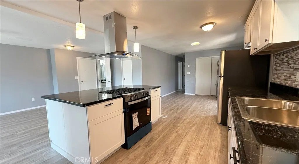 Photo of 485 idyllwild Dr #25, San Jacinto, CA 92583 (MLS # SW26084768)