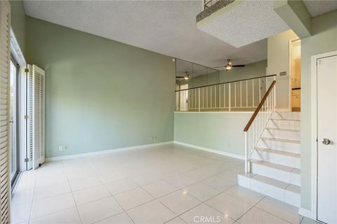 Tiny photo for 1711 Grismer Ave #20, Burbank, CA 91504 (MLS # SR25252771)