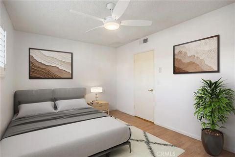 Tiny photo for 1711 Grismer Ave #20, Burbank, CA 91504 (MLS # SR25252771)