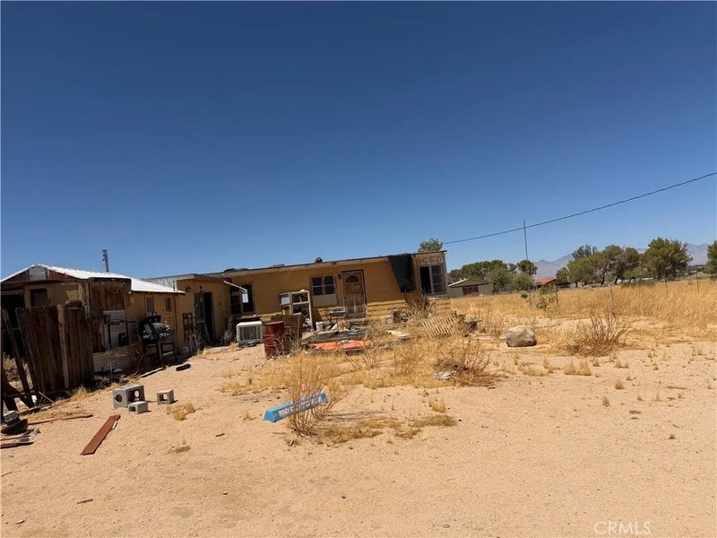 1411 E Bowman