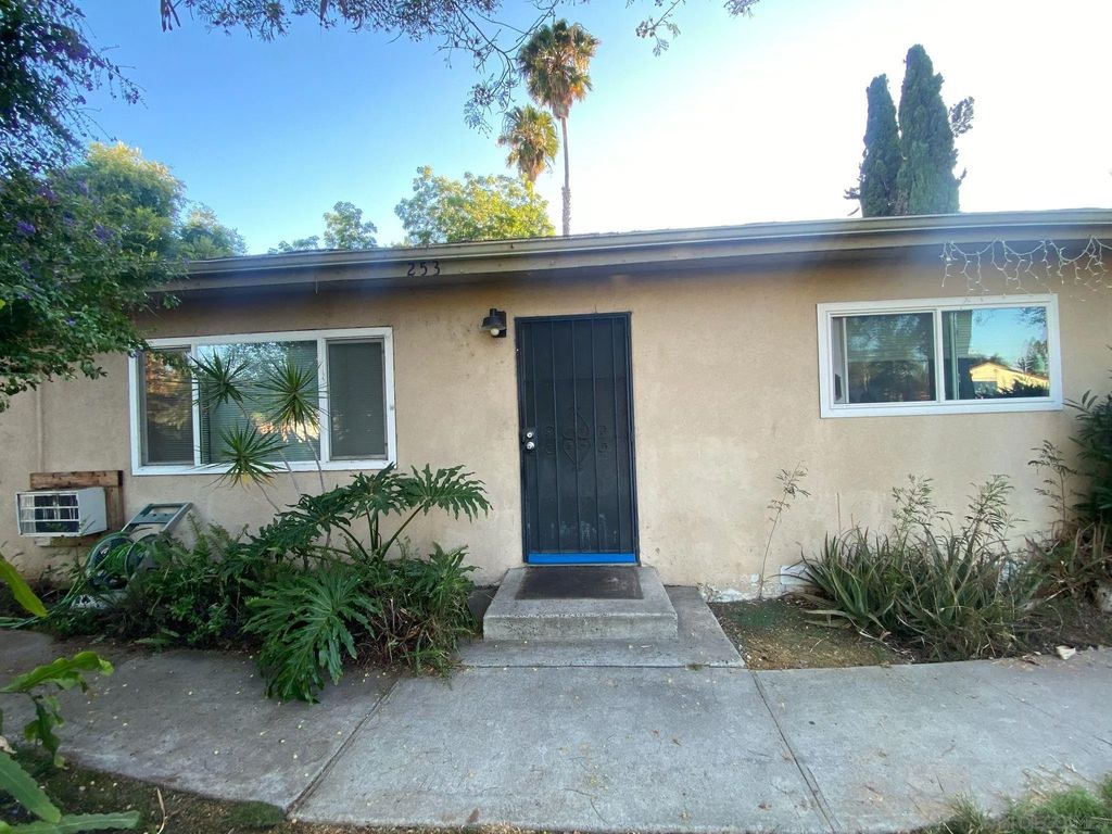 Photo of 253 N Cedar St, Escondido, CA 92025 (MLS # 250032905)