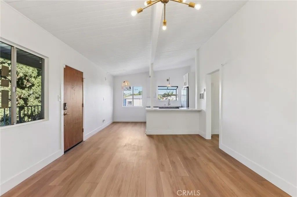 Photo of 2909 10th St #4, Santa Monica, CA 90405 (MLS # DW26010470)