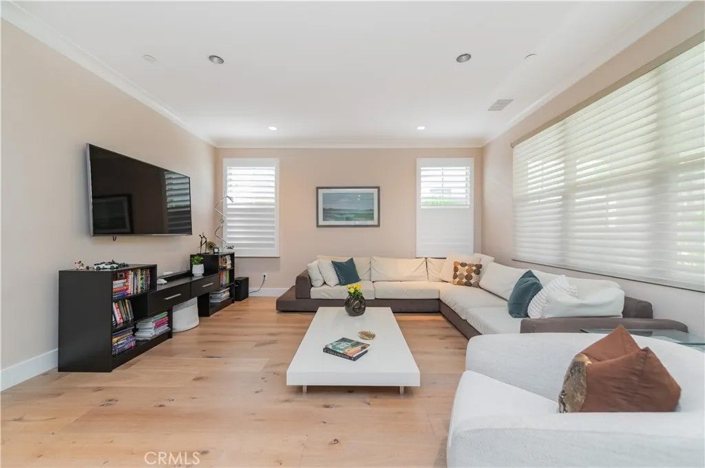 Photo of 224 Wyndover, Irvine, CA 92620 (MLS # OC26205348)