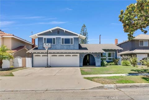 Tiny photo for 745 E Barkley Avenue, Orange, CA 92867 (MLS # PW26147688)