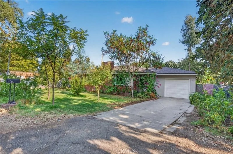 226 W Gettysburg