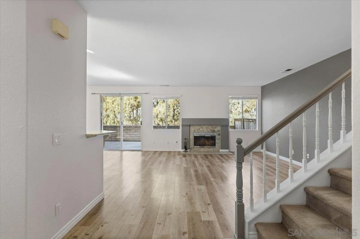 16156 Avenida Venusto 2