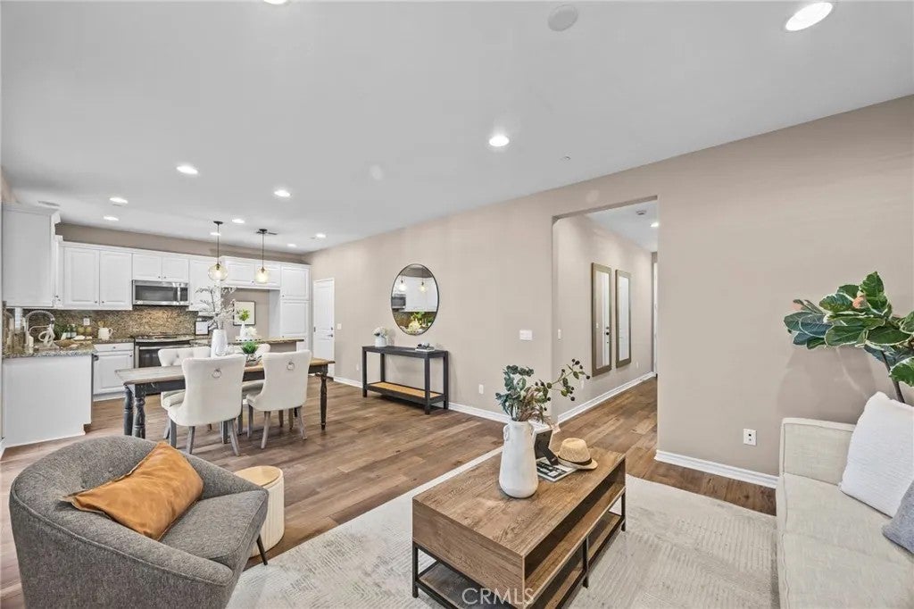 15813 Perrine Lane