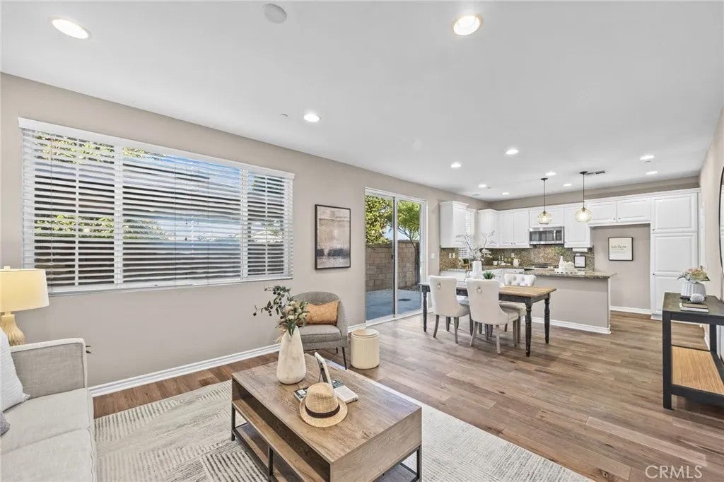 15813 Perrine Lane