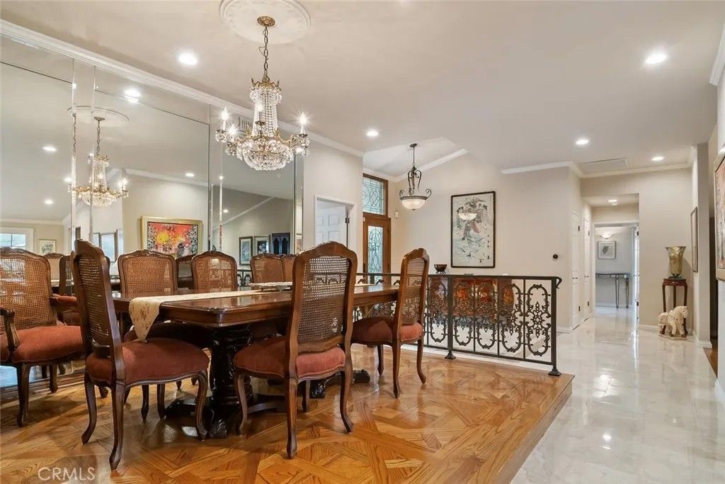 Photo of 21616 Cezanne Pl, Woodland Hills, CA 91364 (MLS # SR26038838)