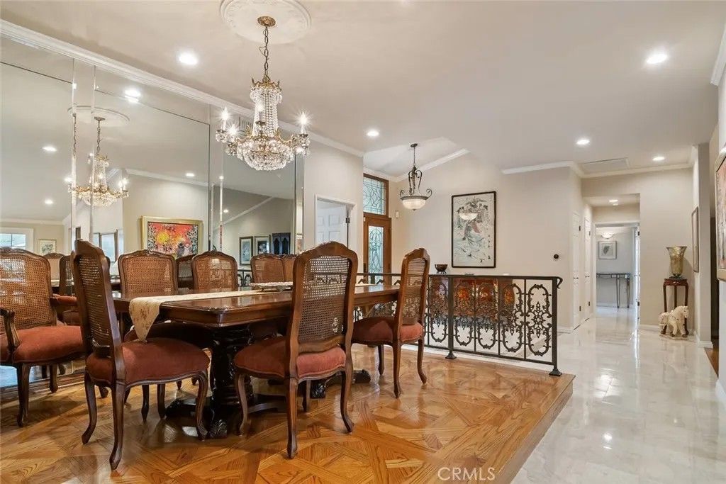 Photo of 21616 Cezanne Pl, Woodland Hills, CA 91364 (MLS # SR26038838)