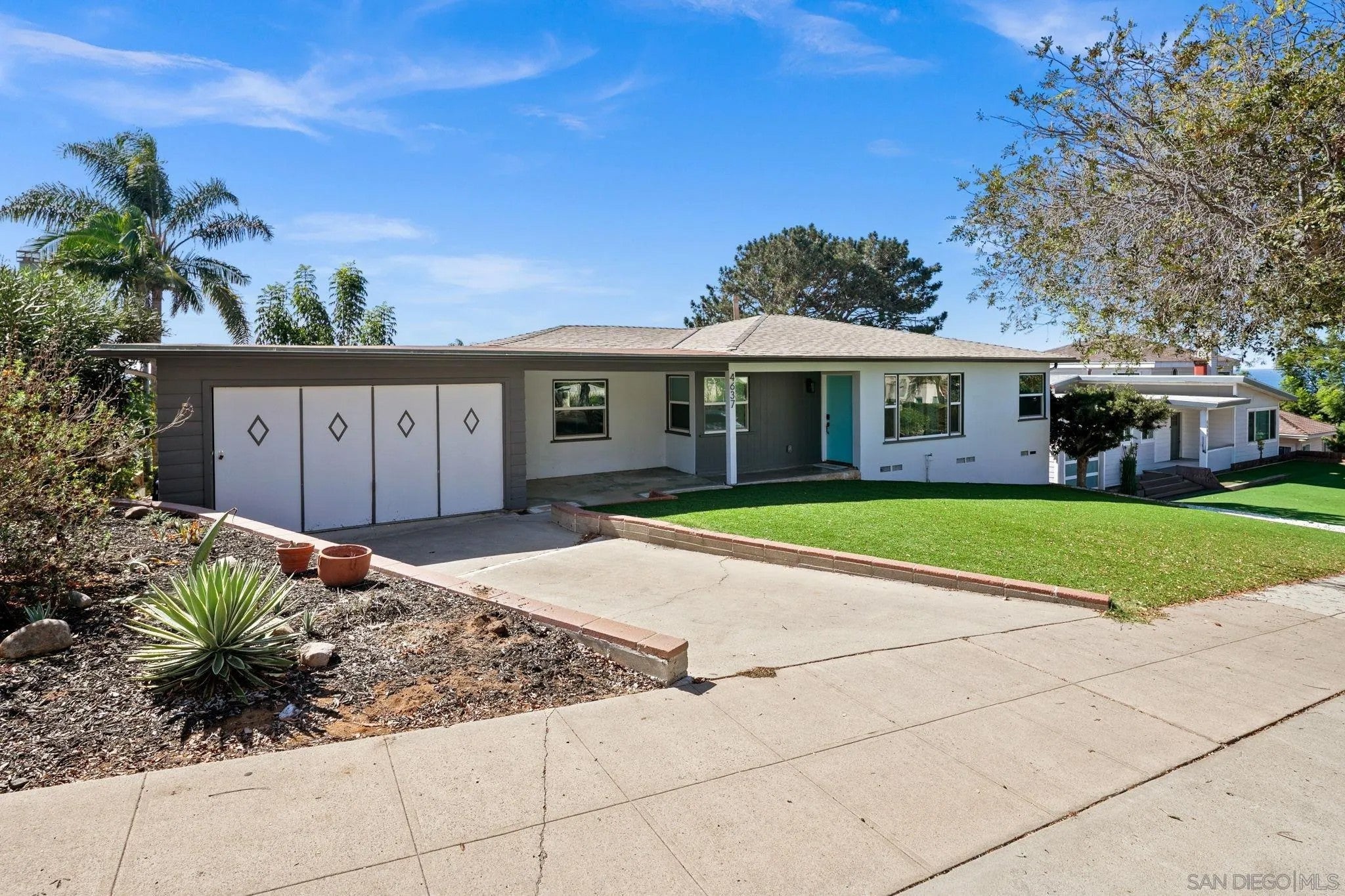 4637 Del Mar Ave